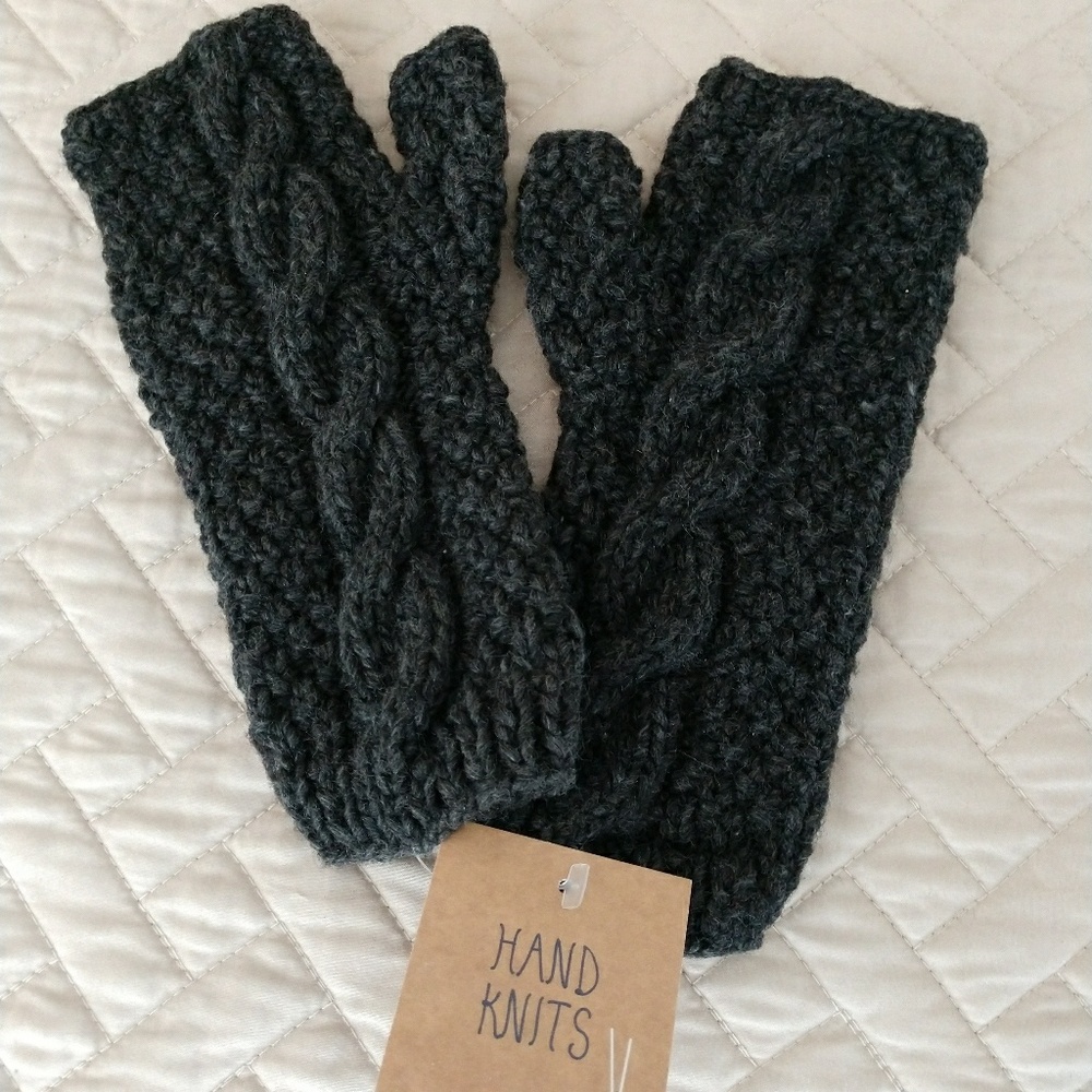 NEW hand knit wool fingerless gloves